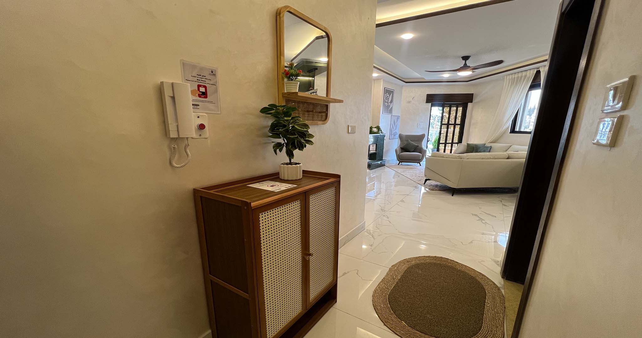 شقة اولي - شقة فاخرة للإيجار في جبل عمان/ الدوار الثاني